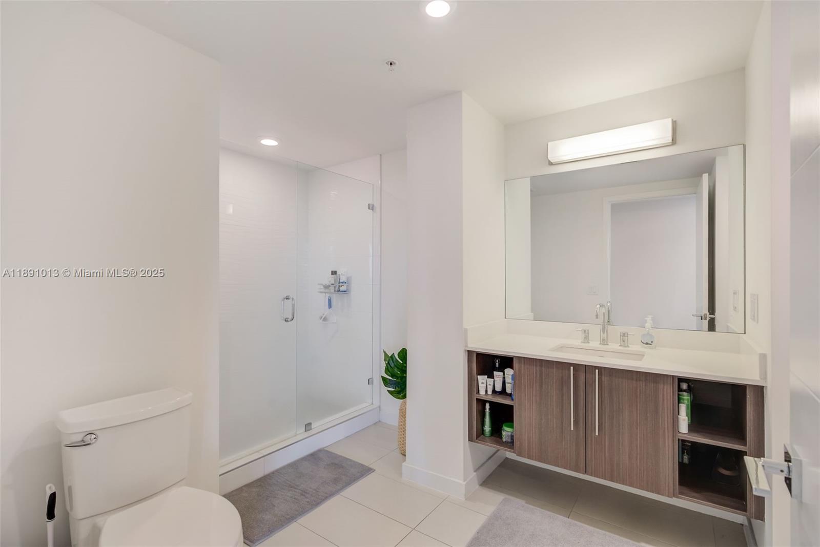 MIDTOWN DORAL CONDO 4 - Residential Lease