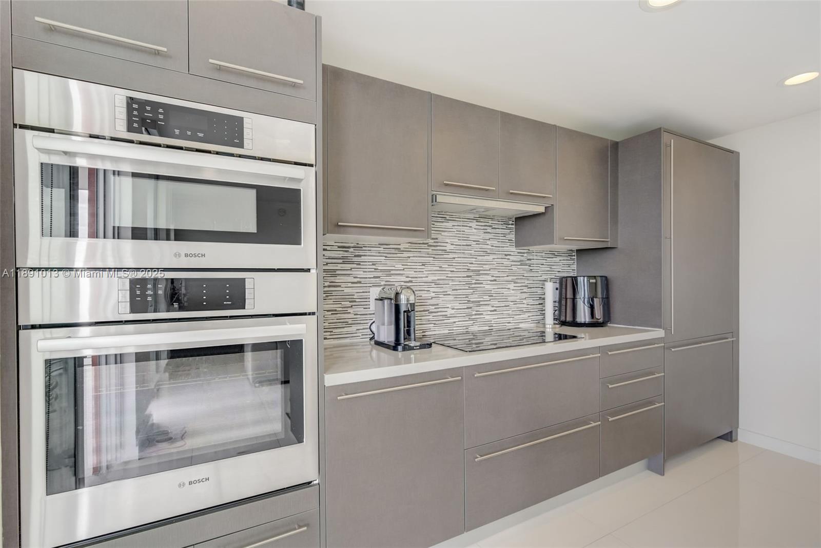 MIDTOWN DORAL CONDO 4 - Residential Lease