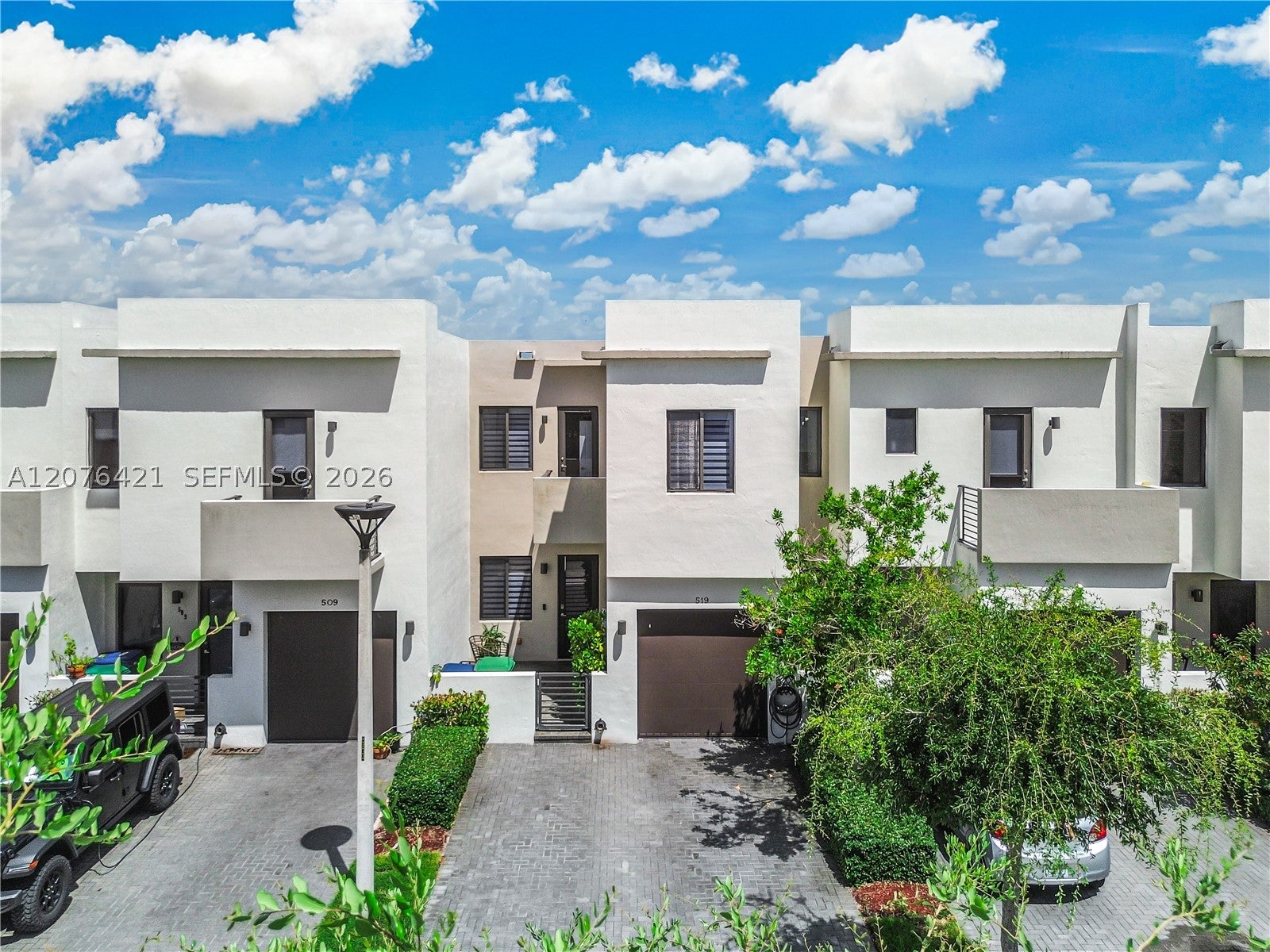 519 SW 91st Pl