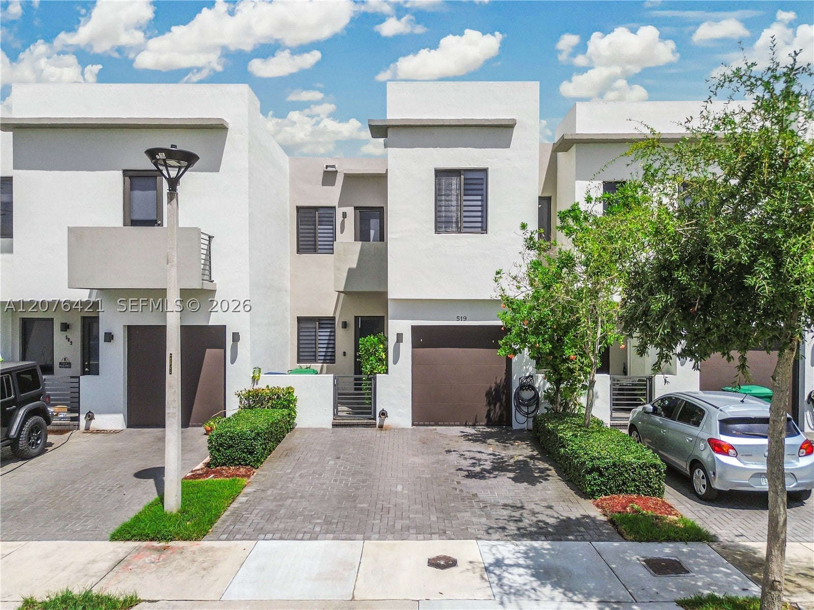519 SW 91st Pl