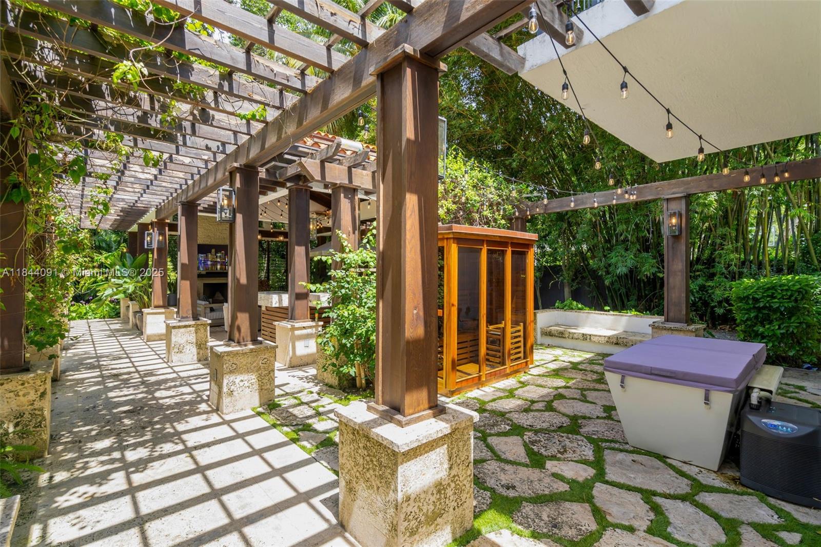 SUNSET GROVE AMD - Residential