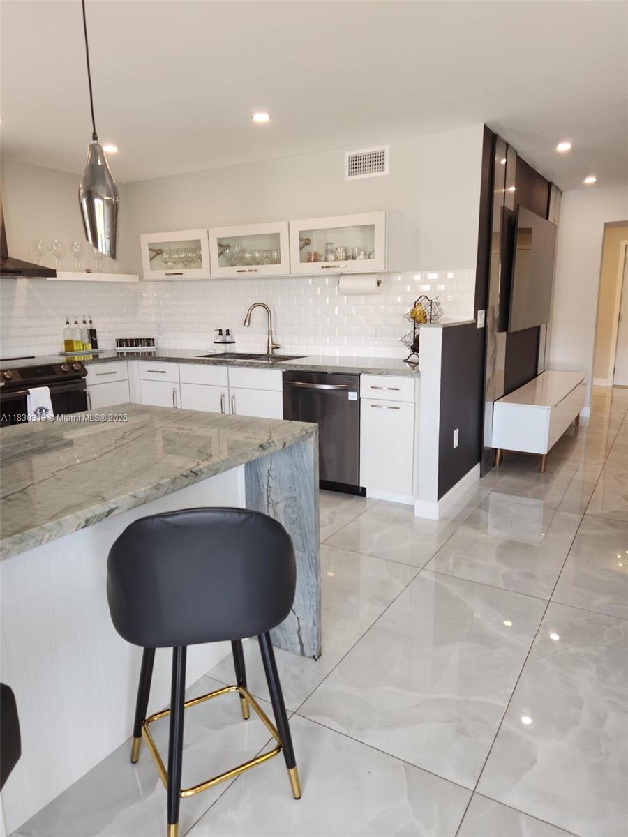 BERKSHIRE HOUSE CONDO - Residential