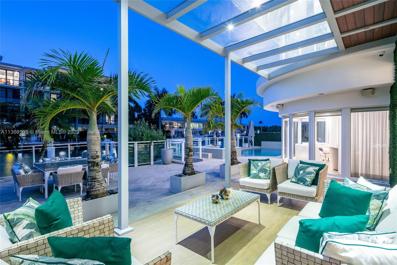 BEACH WAY HEIGHTS UNIT - Residential