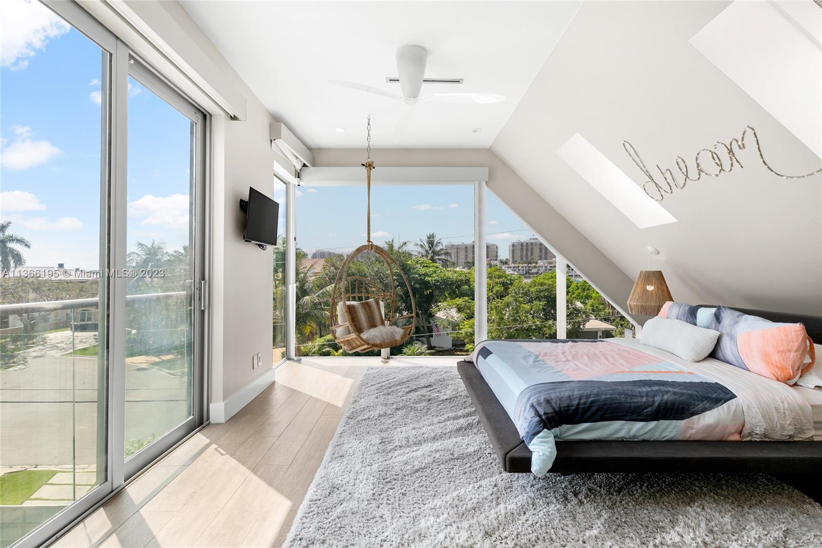 BEACH WAY HEIGHTS UNIT - Residential