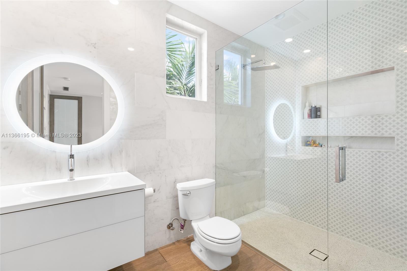 BEACH WAY HEIGHTS UNIT - Residential