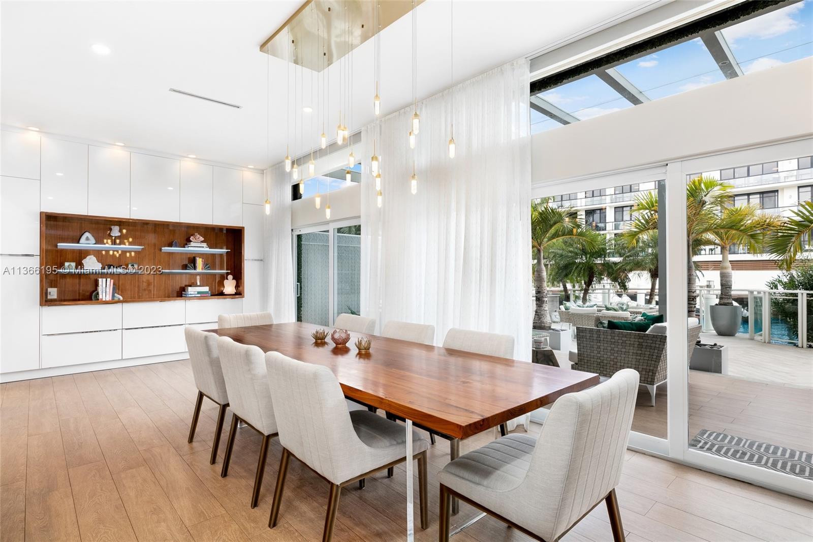 BEACH WAY HEIGHTS UNIT - Residential