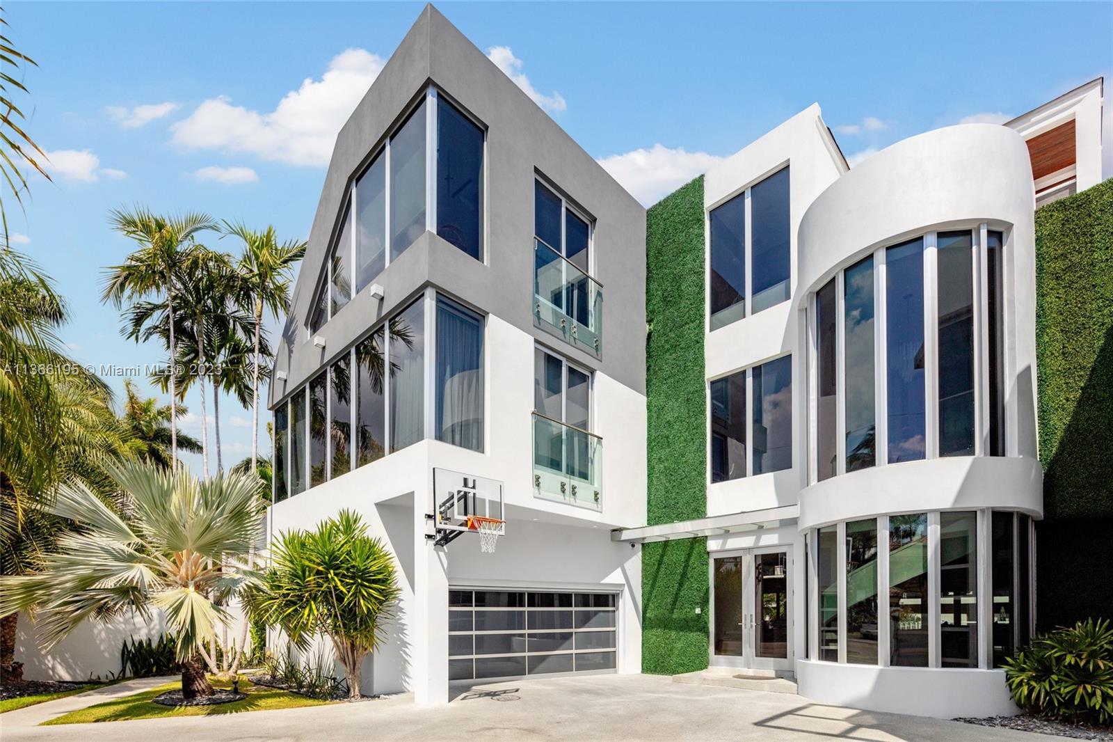 BEACH WAY HEIGHTS UNIT - Residential