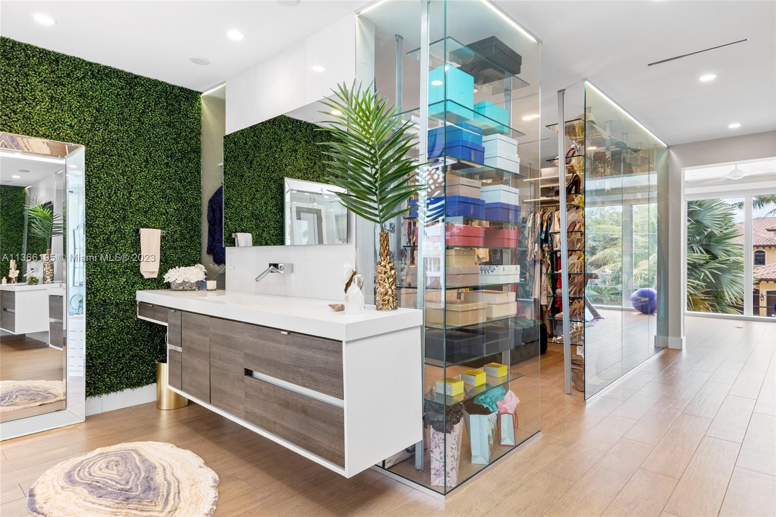 BEACH WAY HEIGHTS UNIT - Residential