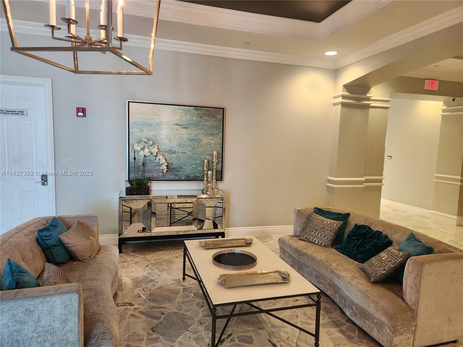 WAVE CONDO - Residential Lease