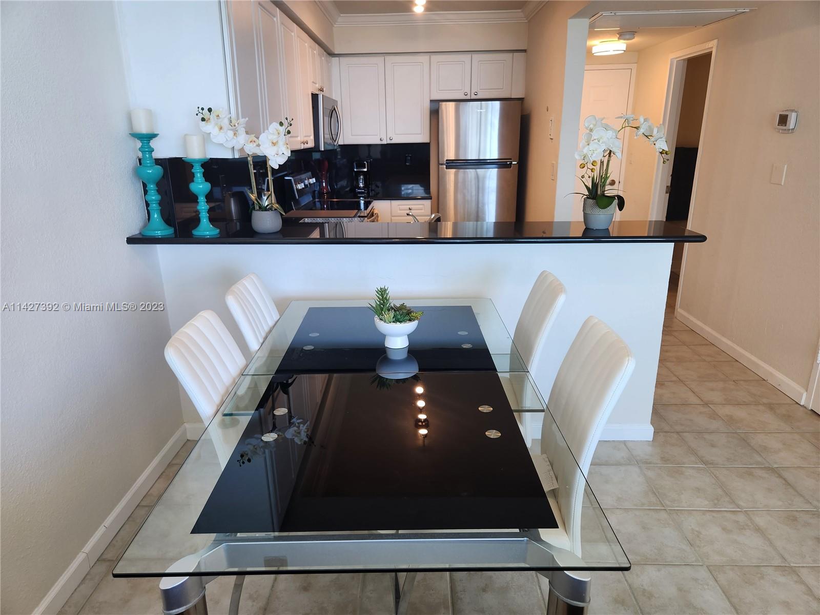 WAVE CONDO - Residential Lease