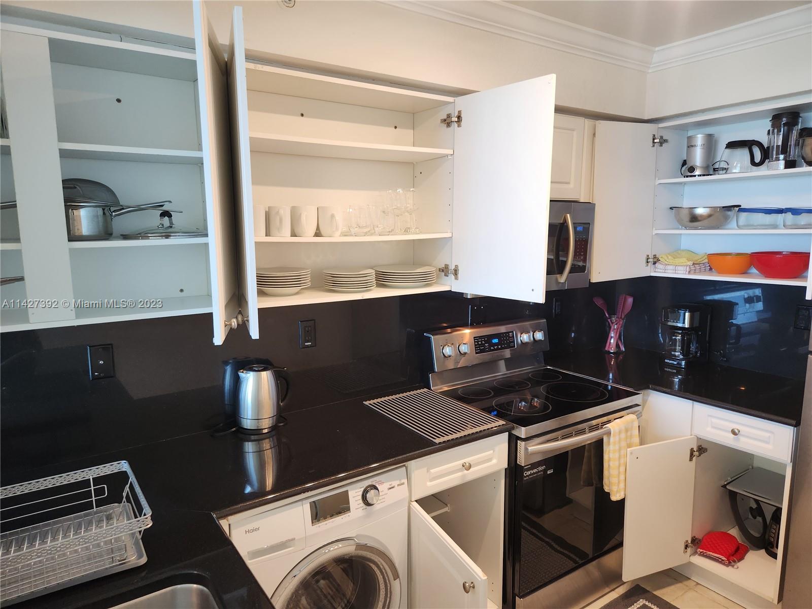 WAVE CONDO - Residential Lease