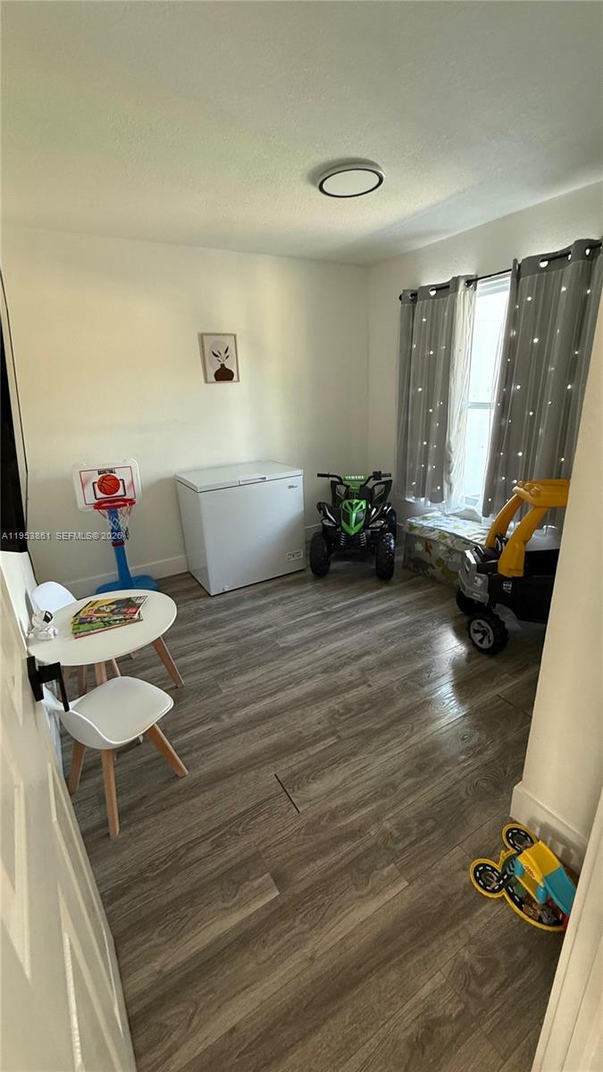 KINGS GARDENS SEC THREE - Residential