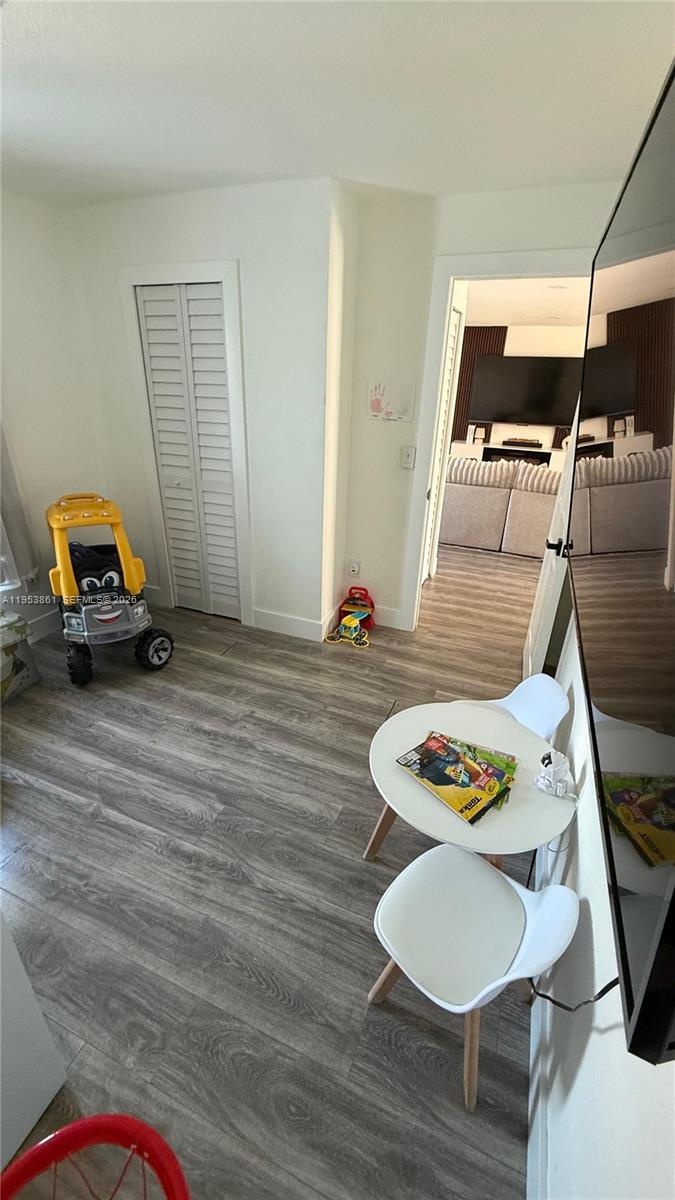 KINGS GARDENS SEC THREE - Residential