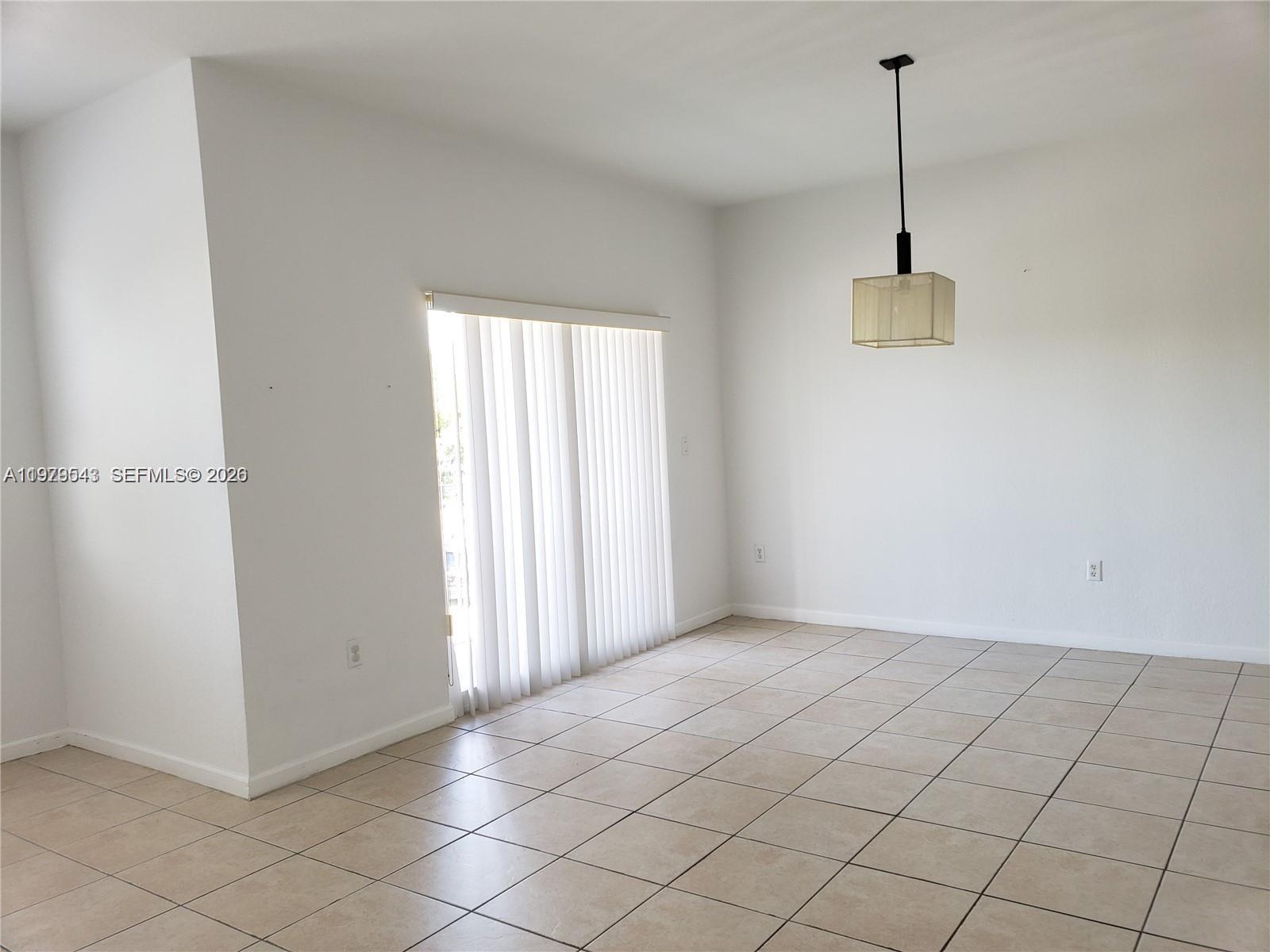 PROMENADE SHORES AT DORAL - Residential Lease