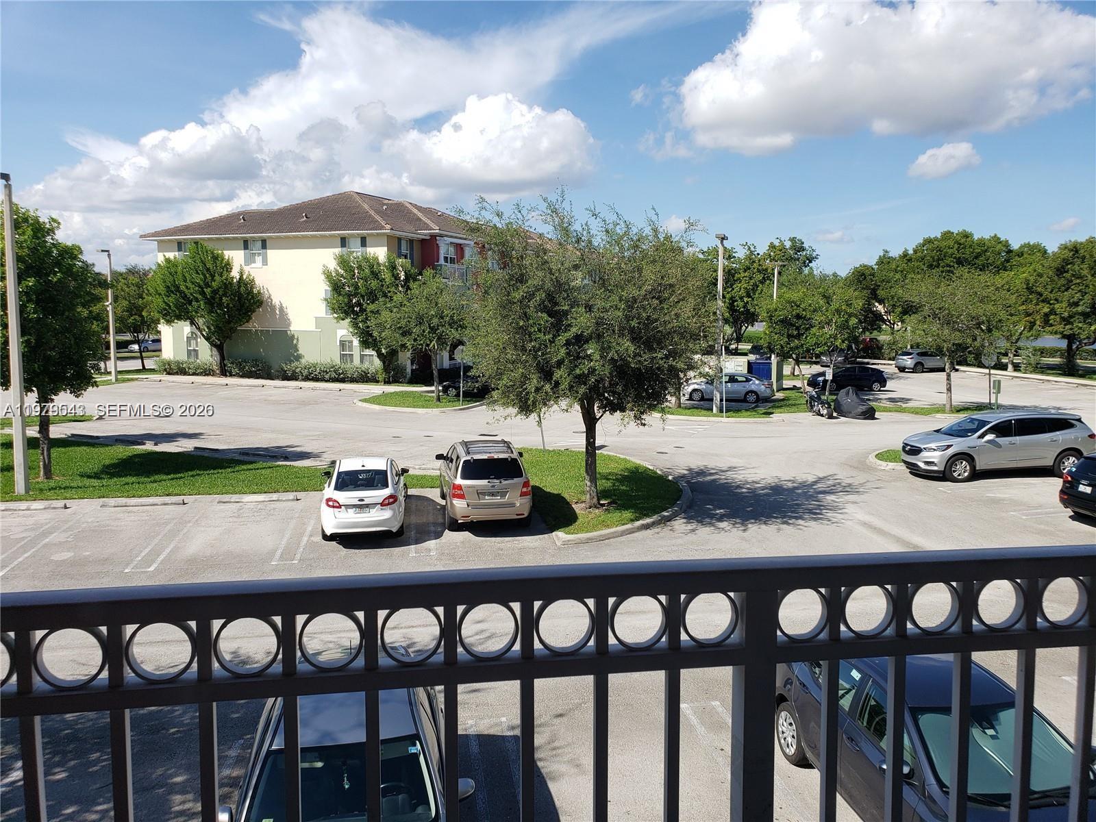 PROMENADE SHORES AT DORAL - Residential Lease
