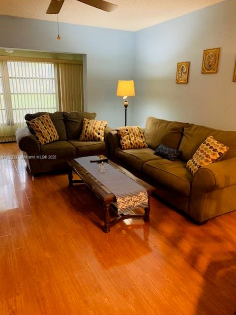 ORIOLE GARDENS THREE 81 C - Residential