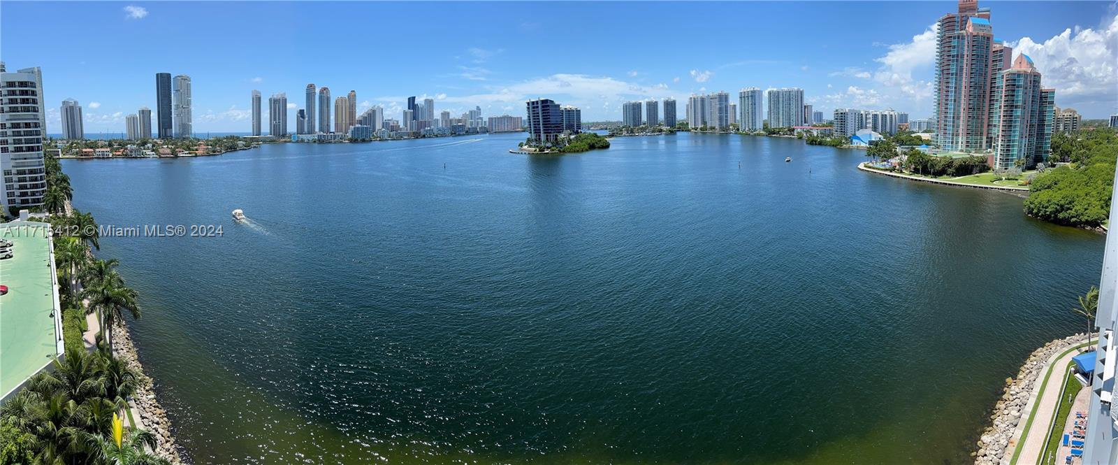 MYSTIC POINTE TOWER 500 C - Residential