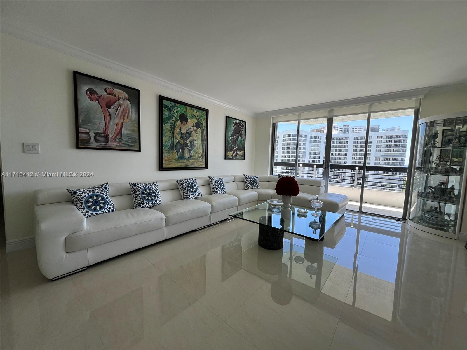 MYSTIC POINTE TOWER 500 C - Residential
