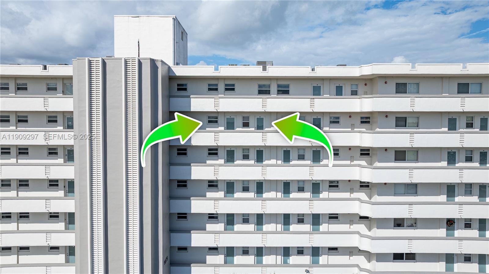 1075 NE Miami Gardens Dr 707