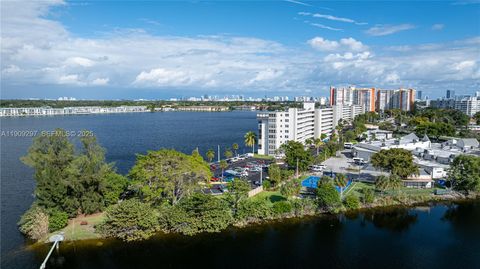 1075 NE Miami Gardens Dr 707 Miami FL 33179