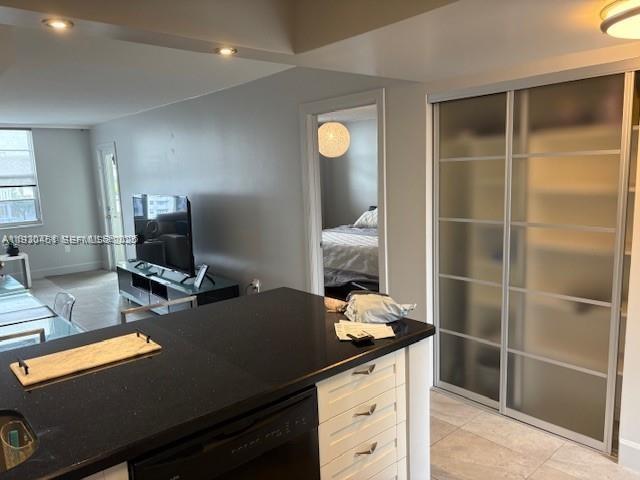 ISLANDS-MARTINIQUE CONDO - Residential Lease