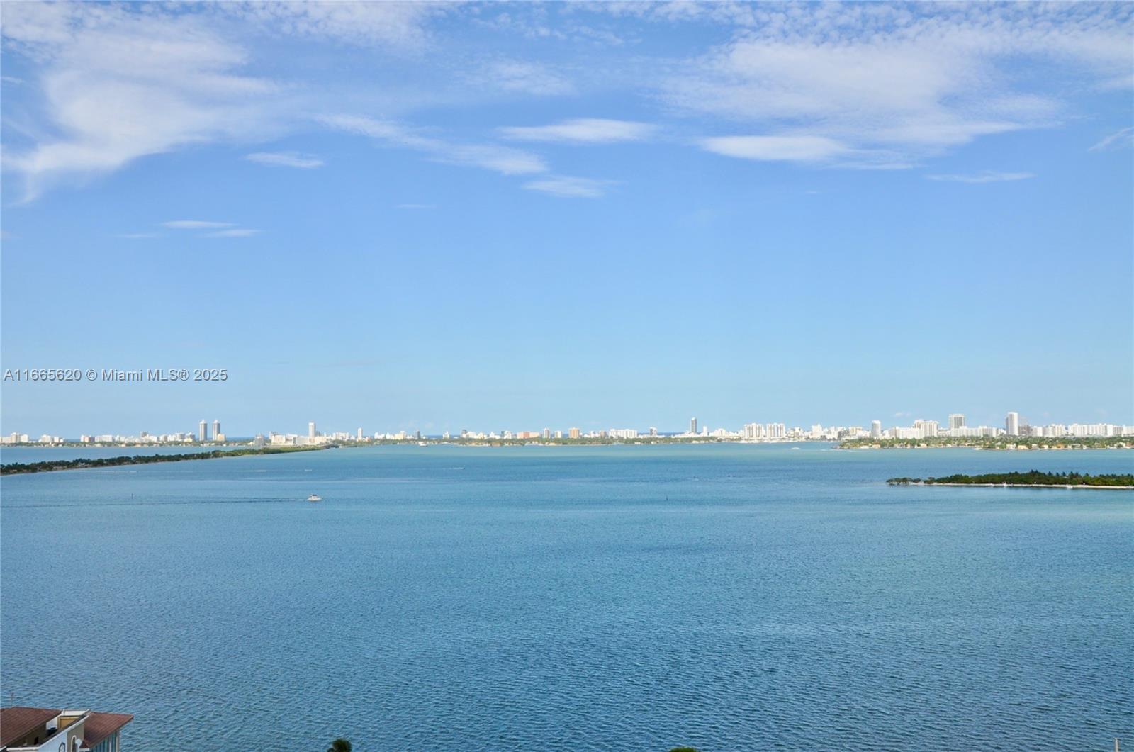 Property for Sale at 600 Ne 27th St 2104, Miami, Broward County, Florida - Bedrooms: 3 
Bathrooms: 3  - $839,000