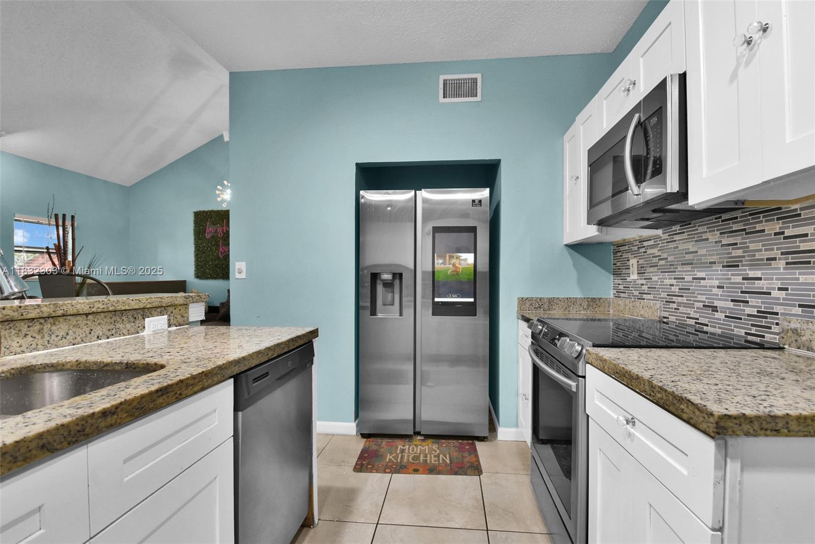 PEPPERTREE ON THE PARK - Residential