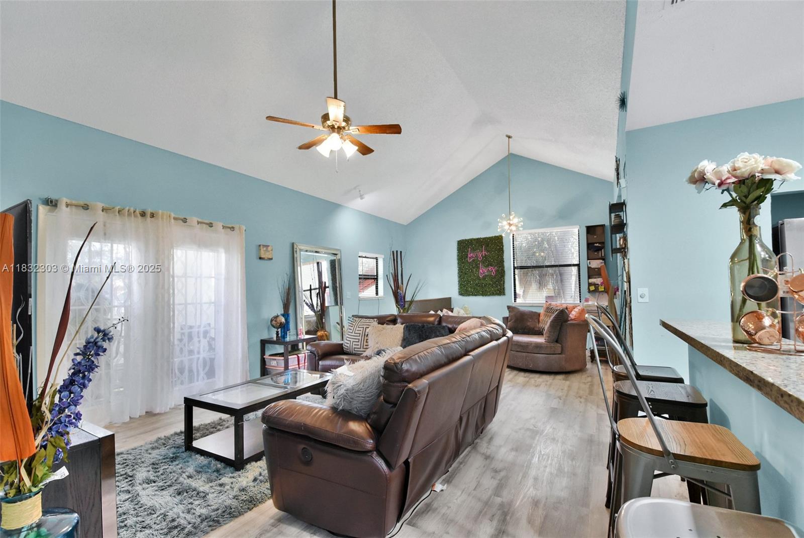 PEPPERTREE ON THE PARK - Residential