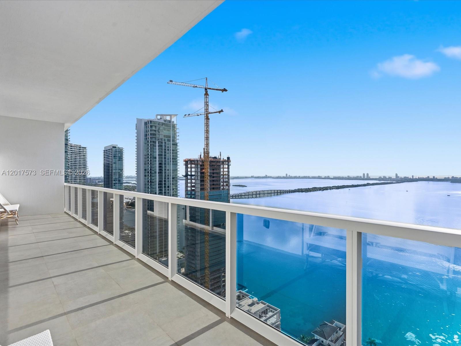 BAY HOUSE MIAMI CONDO - Residential