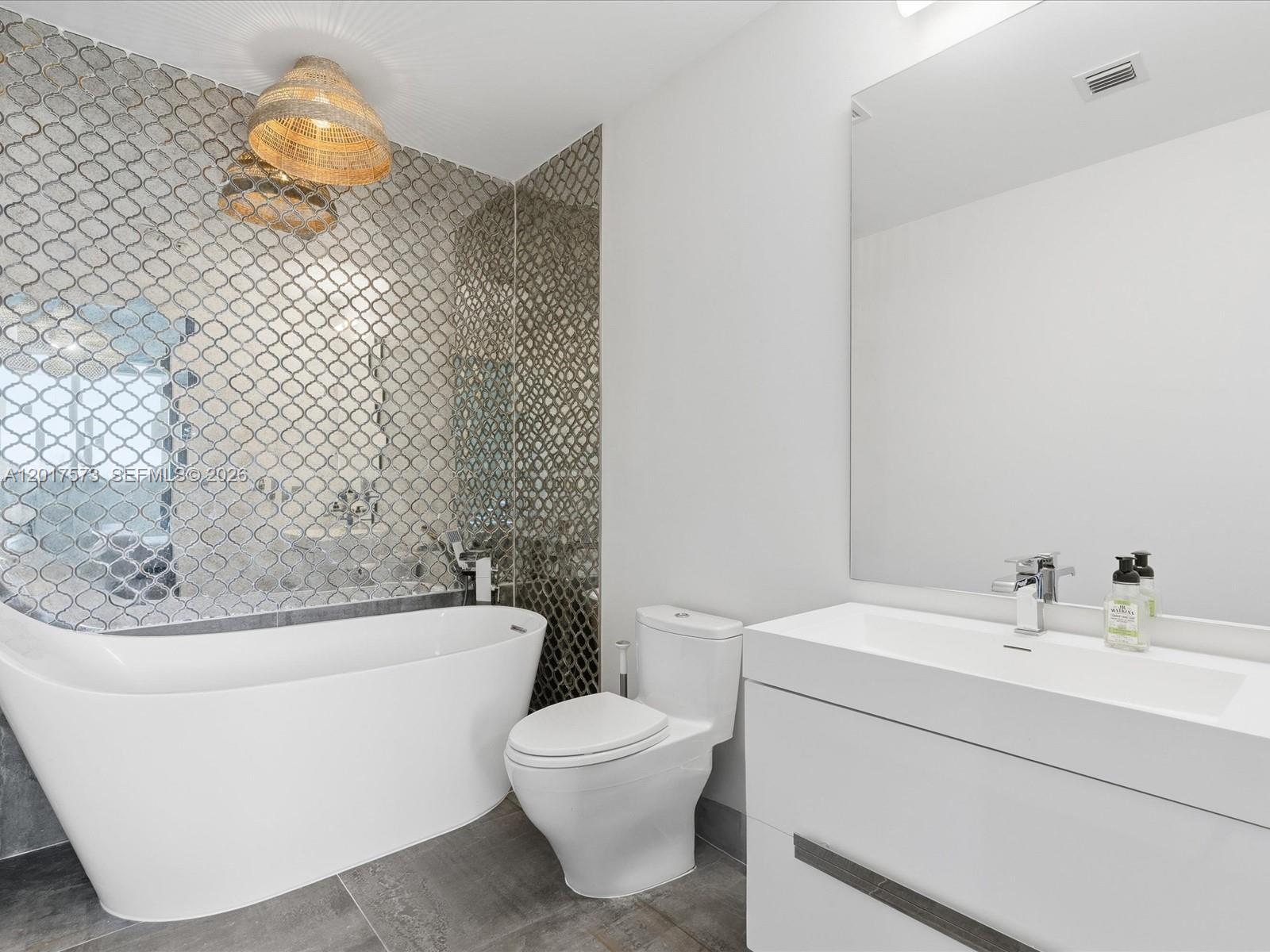 BAY HOUSE MIAMI CONDO - Residential