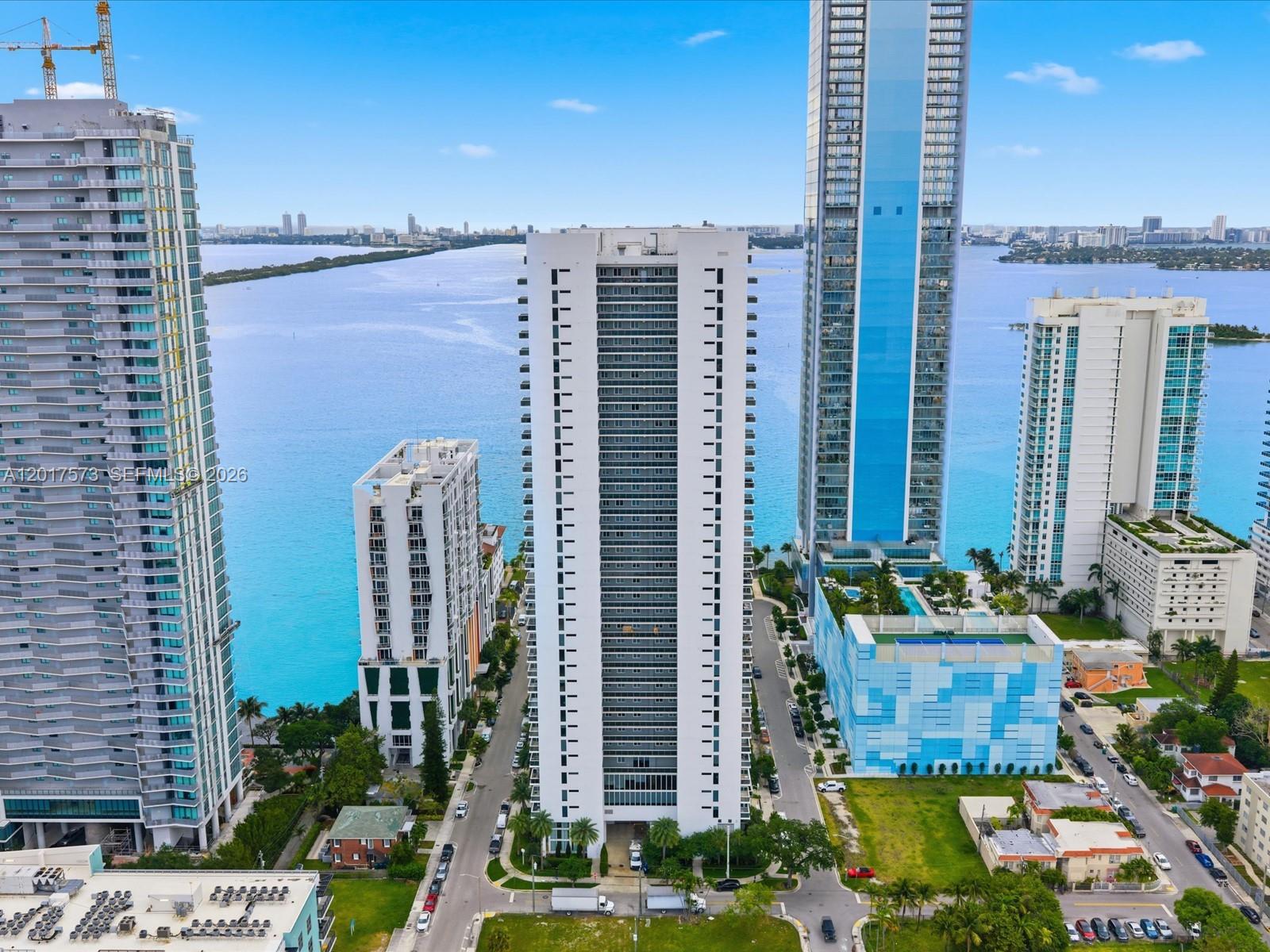 BAY HOUSE MIAMI CONDO - Residential