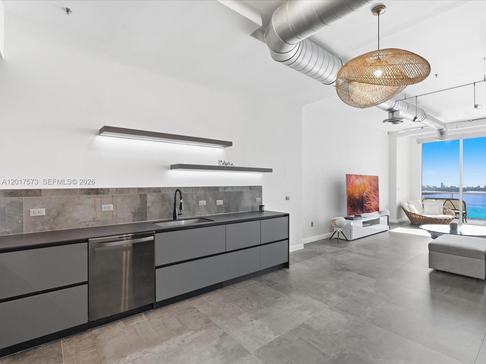 BAY HOUSE MIAMI CONDO - Residential