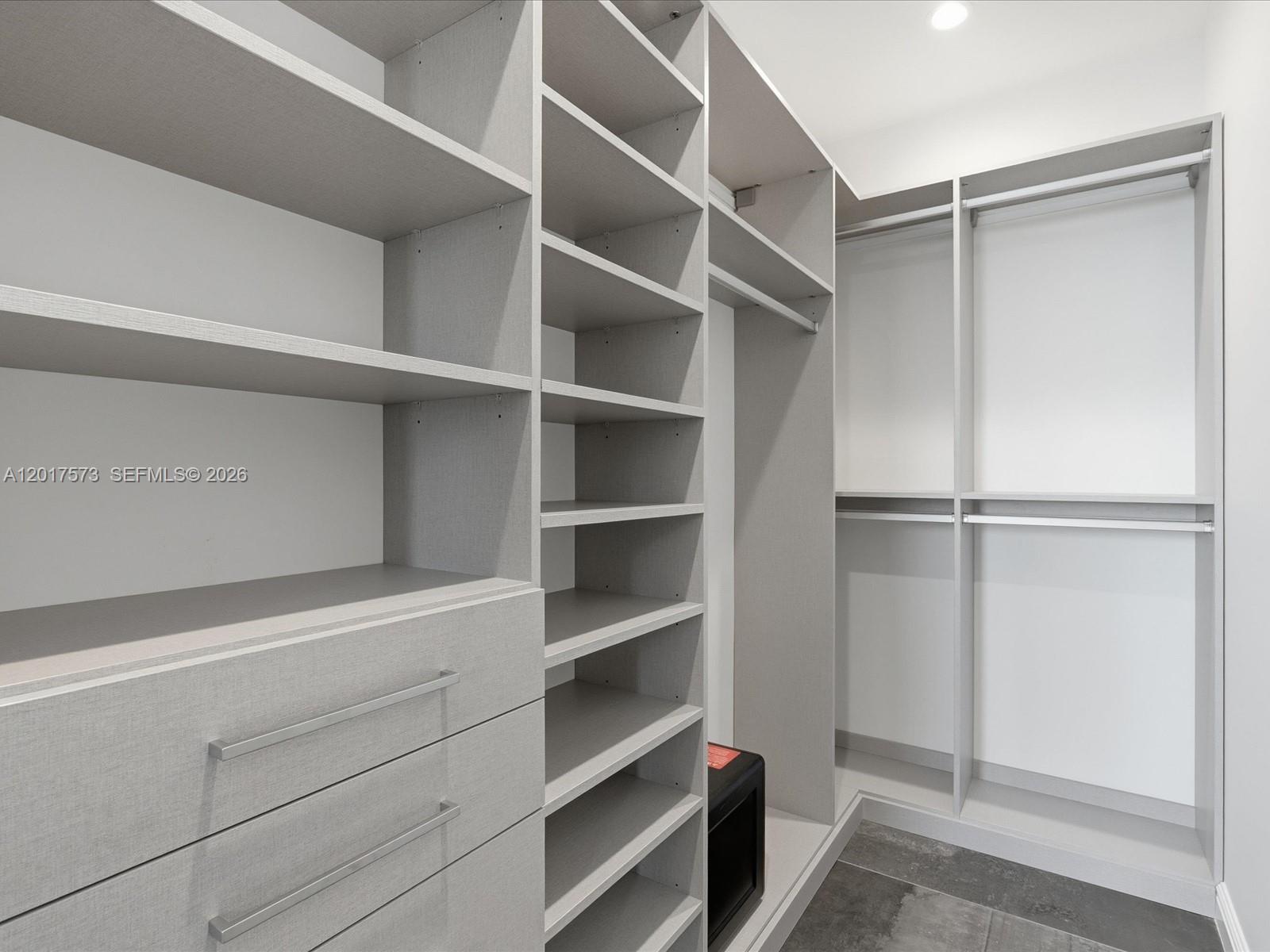 BAY HOUSE MIAMI CONDO - Residential