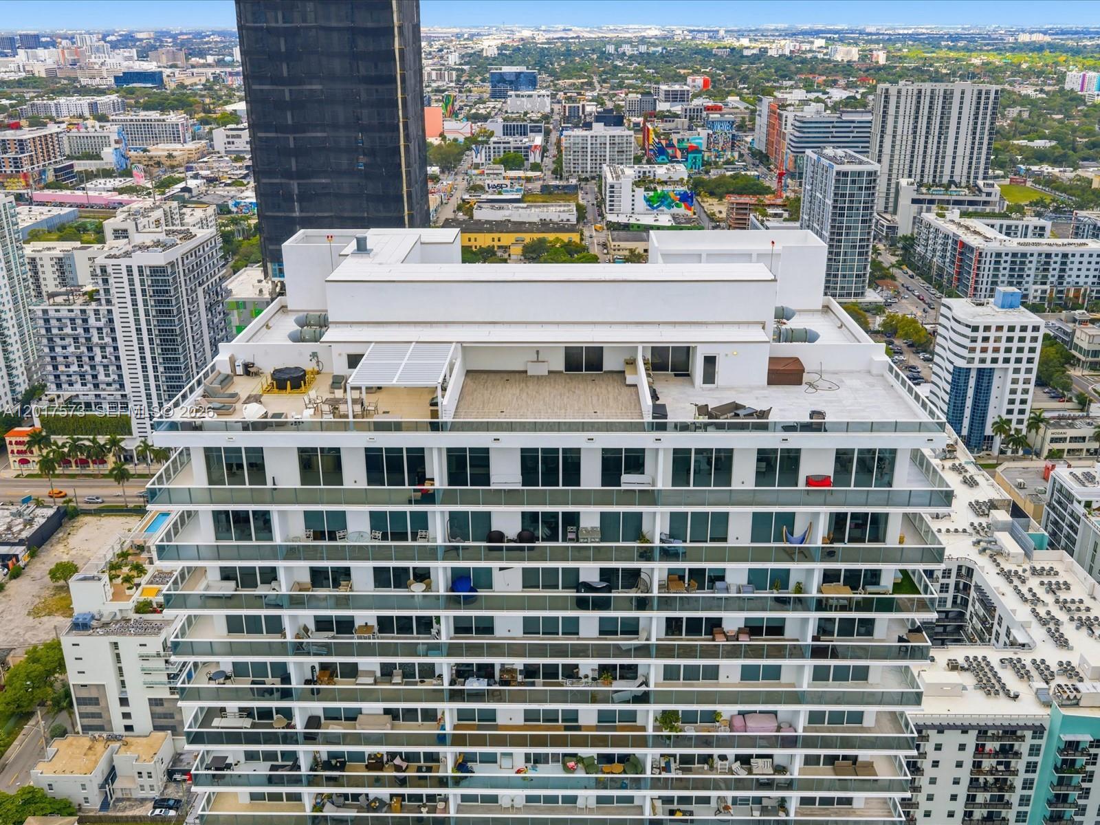 BAY HOUSE MIAMI CONDO - Residential