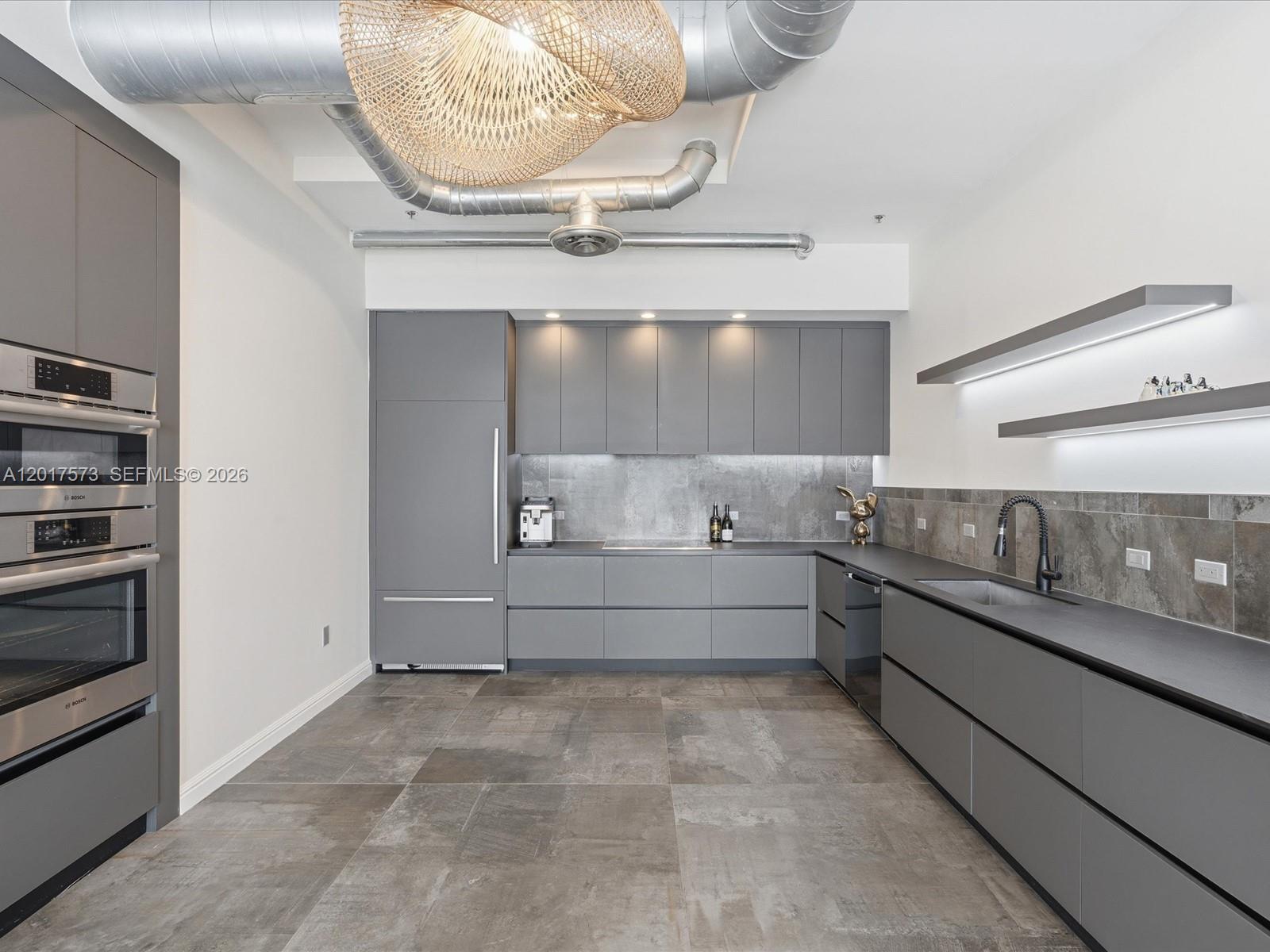 BAY HOUSE MIAMI CONDO - Residential