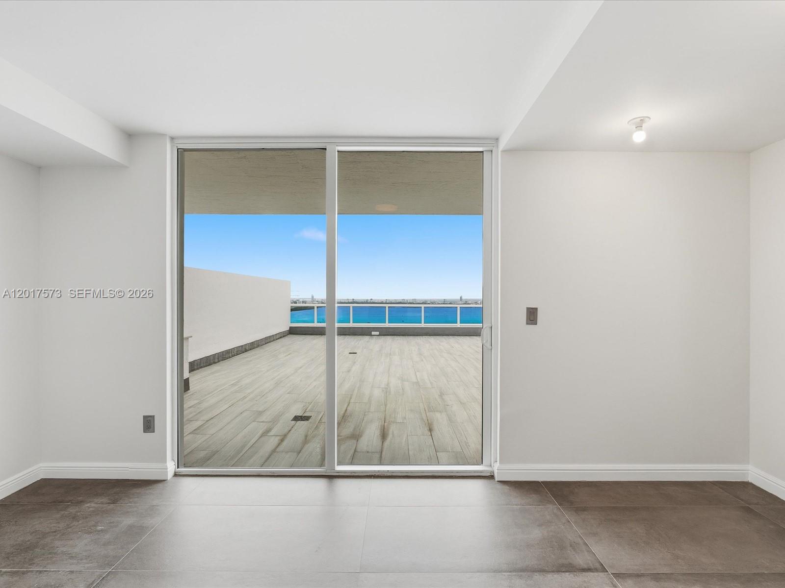 BAY HOUSE MIAMI CONDO - Residential