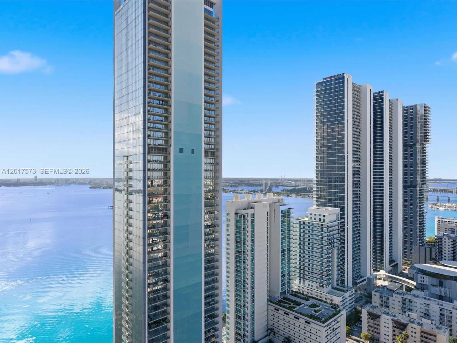 BAY HOUSE MIAMI CONDO - Residential