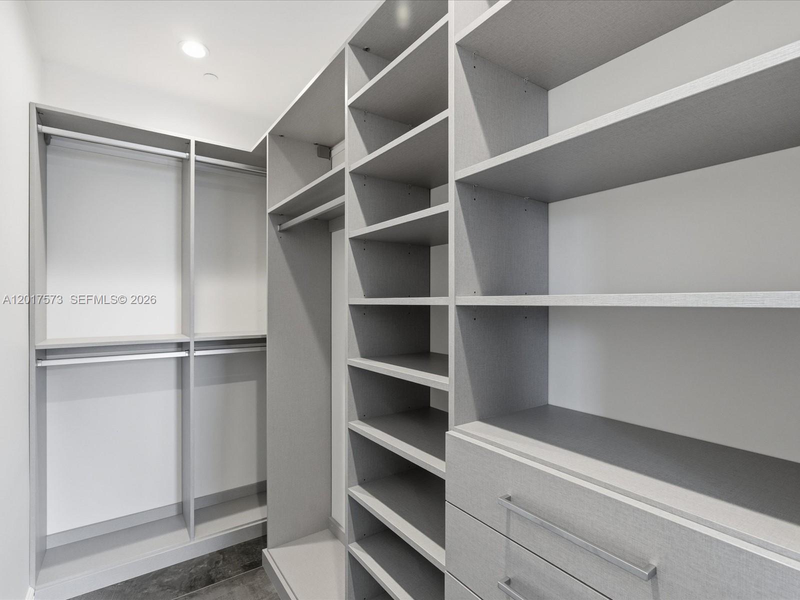 BAY HOUSE MIAMI CONDO - Residential