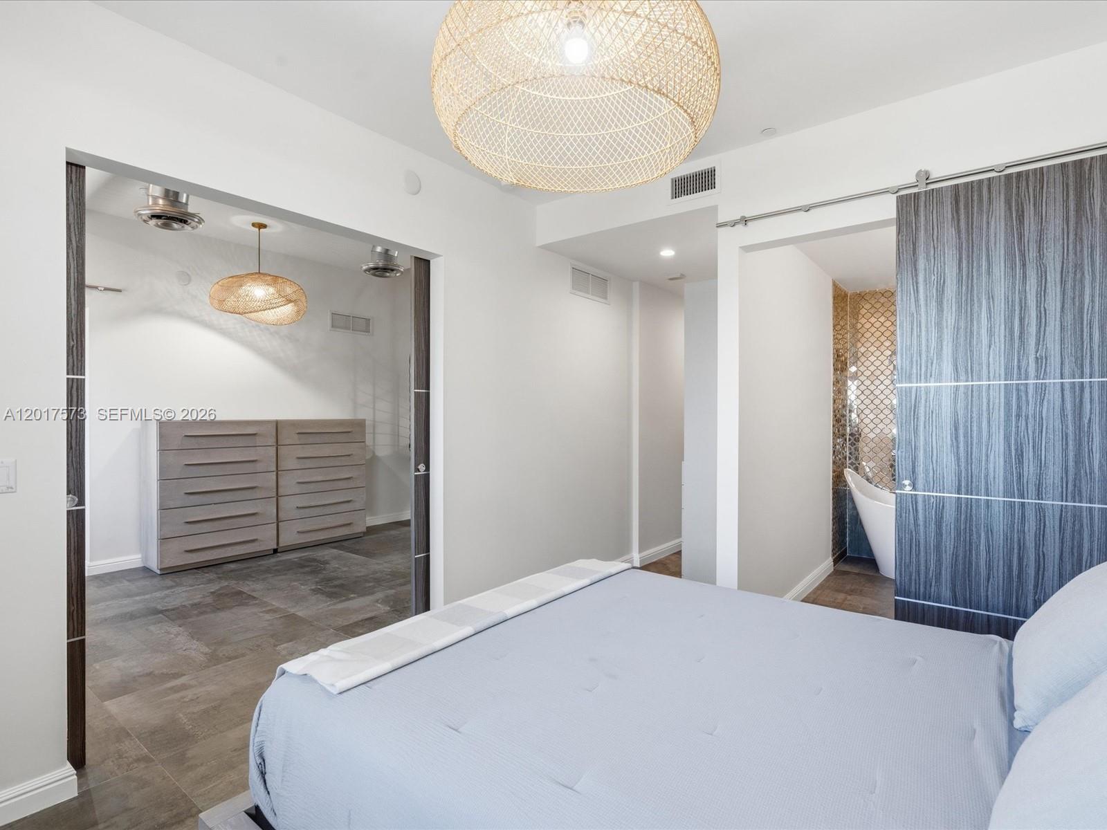 BAY HOUSE MIAMI CONDO - Residential