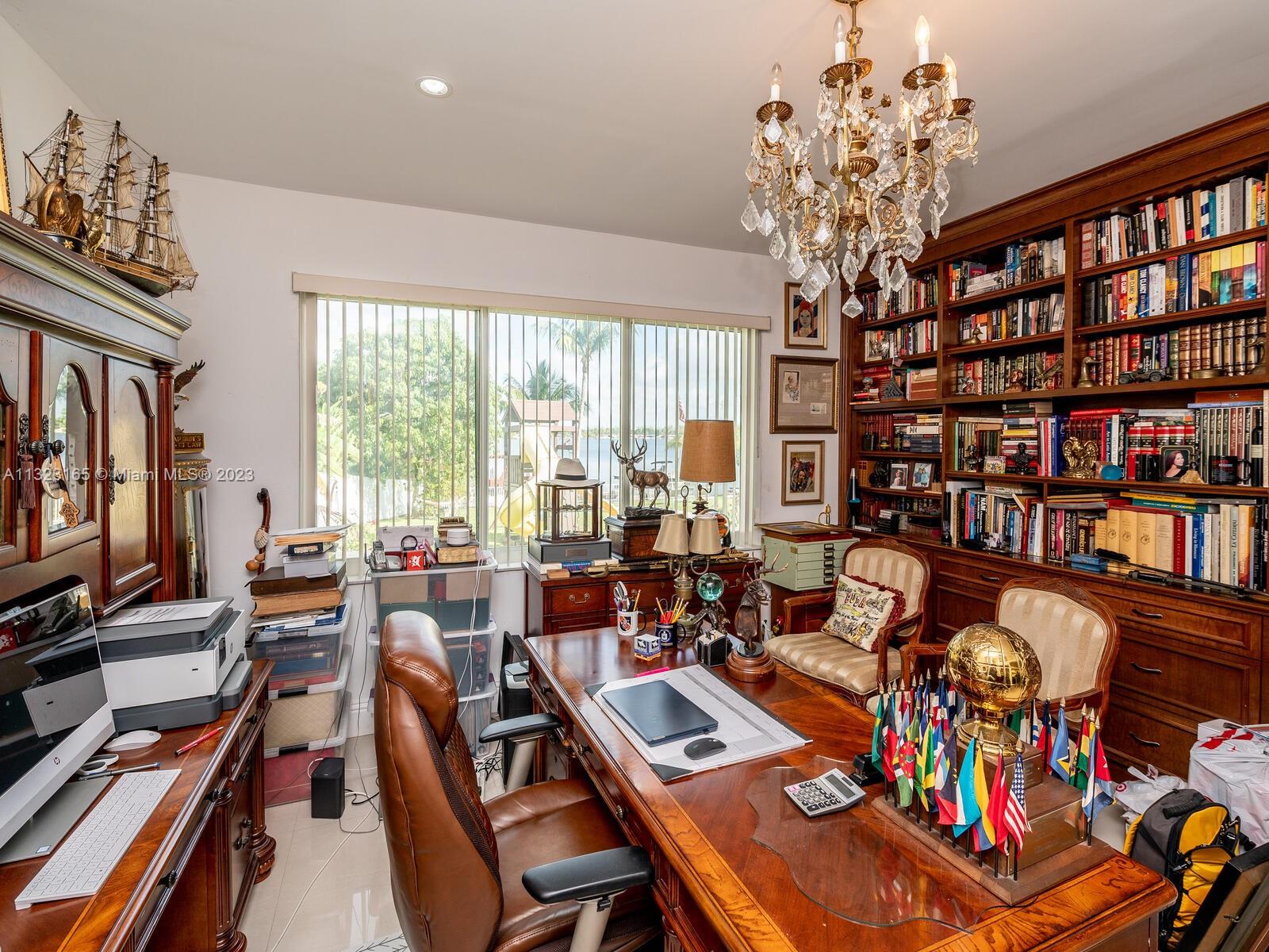 LAKE CATALINA - Residential