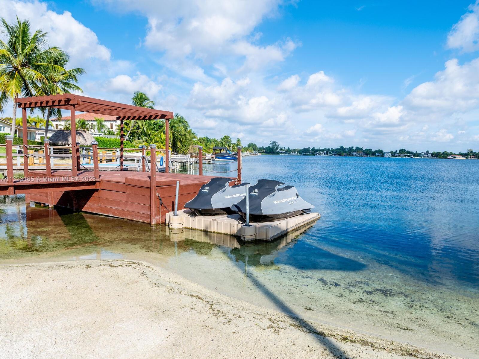LAKE CATALINA - Residential