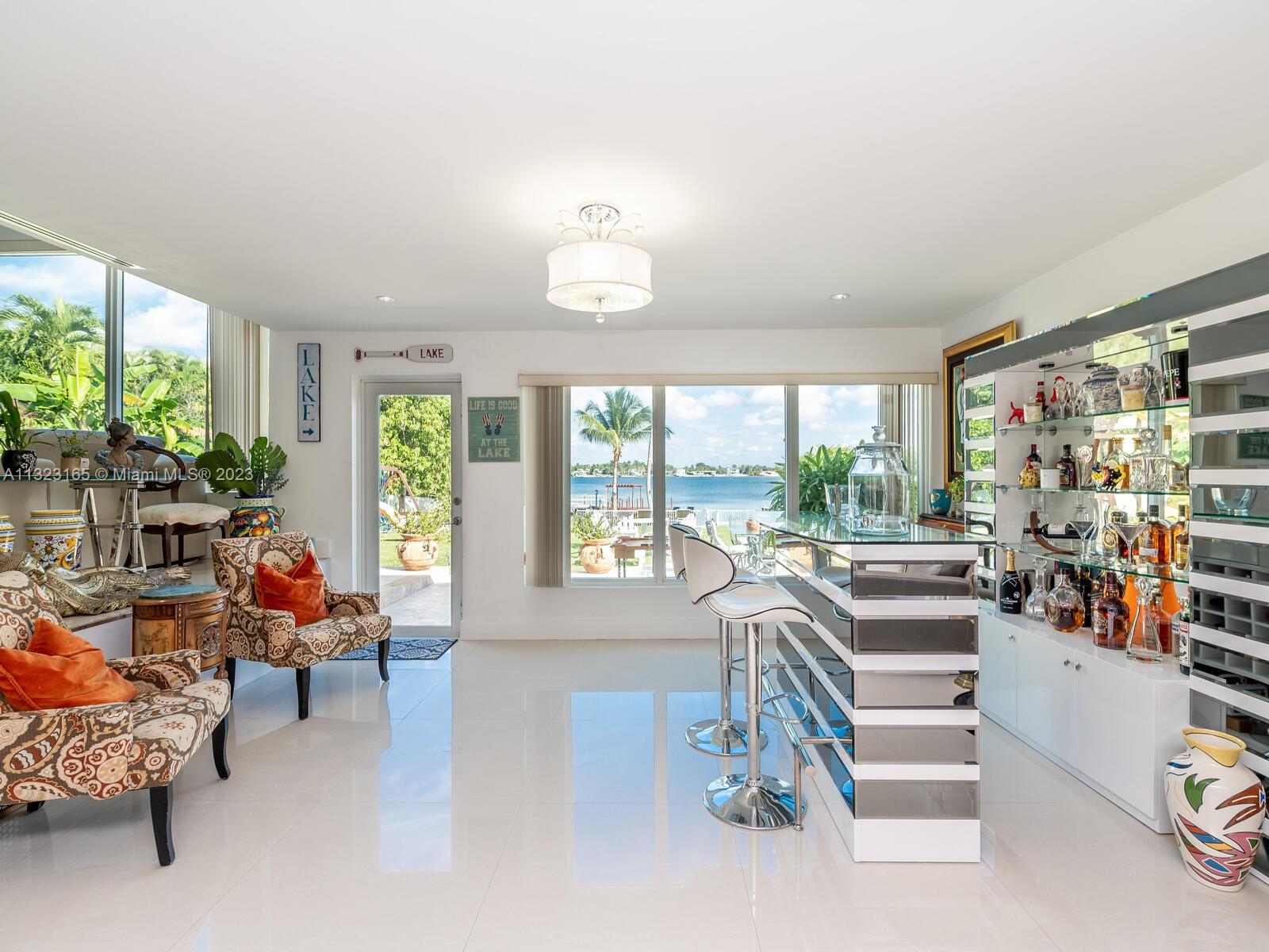 LAKE CATALINA - Residential