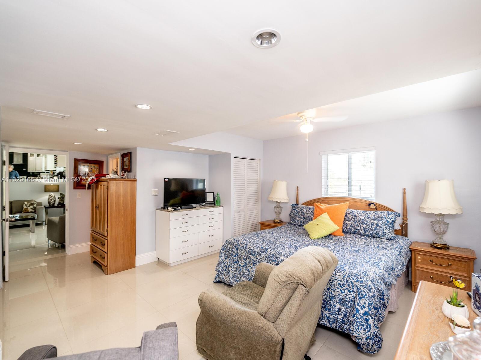 LAKE CATALINA - Residential