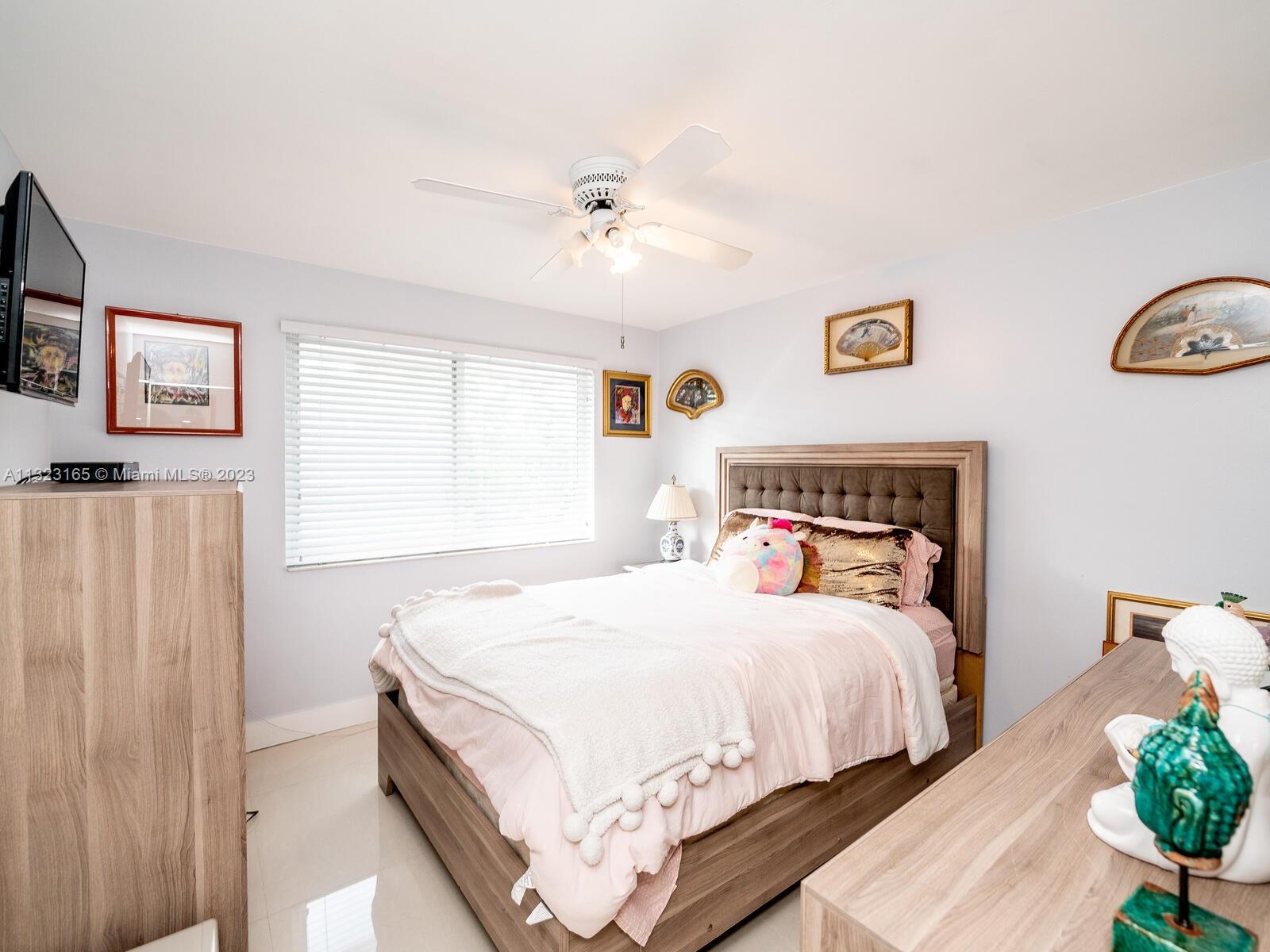 LAKE CATALINA - Residential