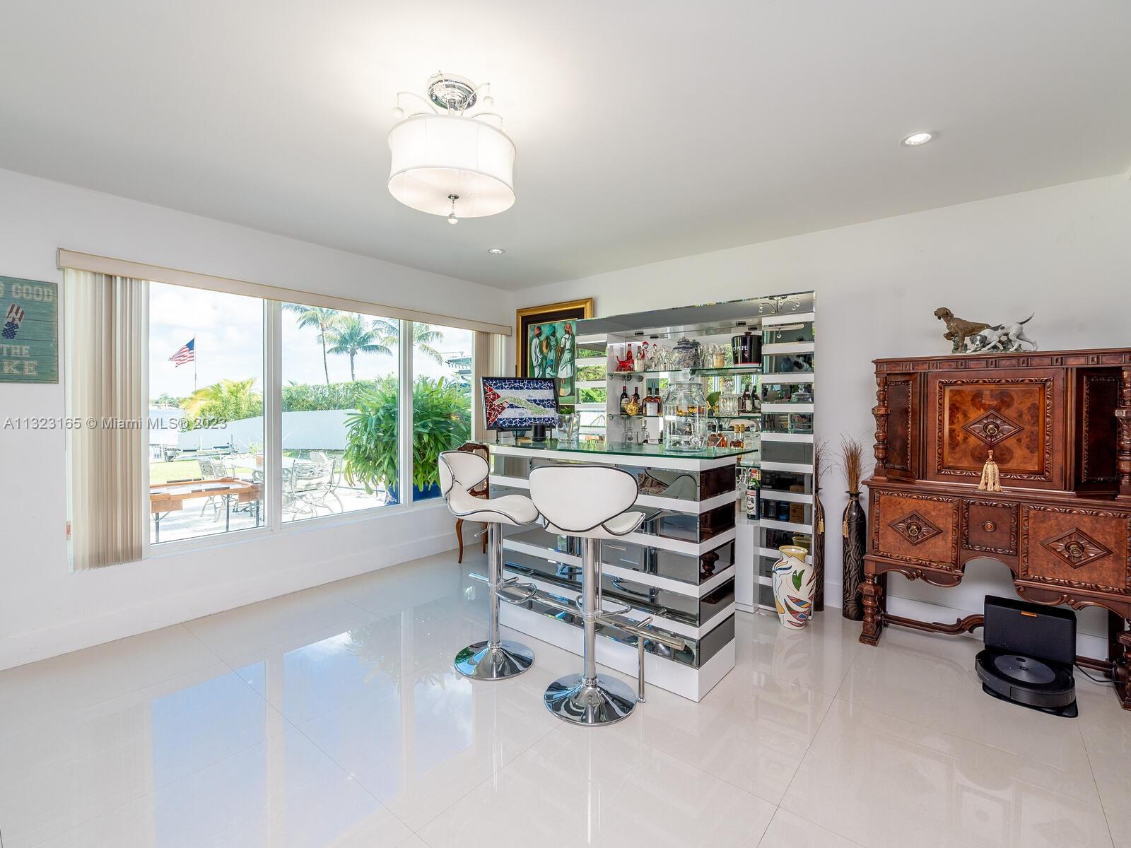 LAKE CATALINA - Residential