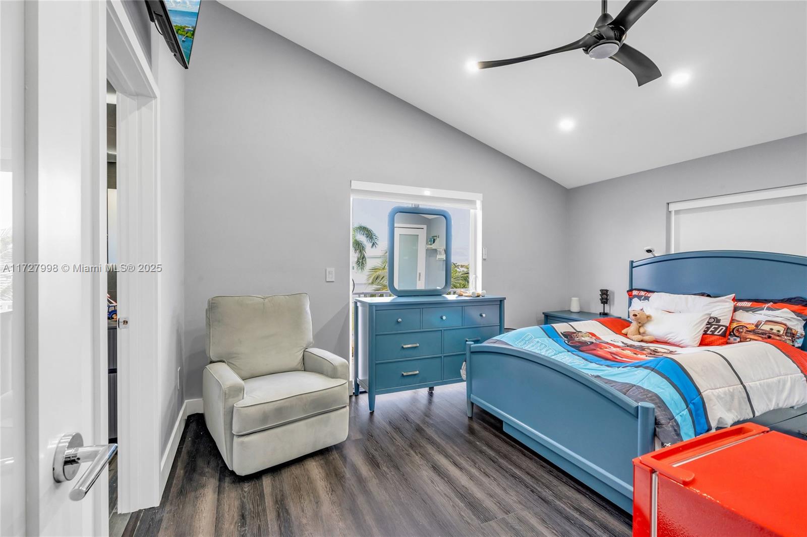 BUCCANEER PT (LARGO SOUND - Residential