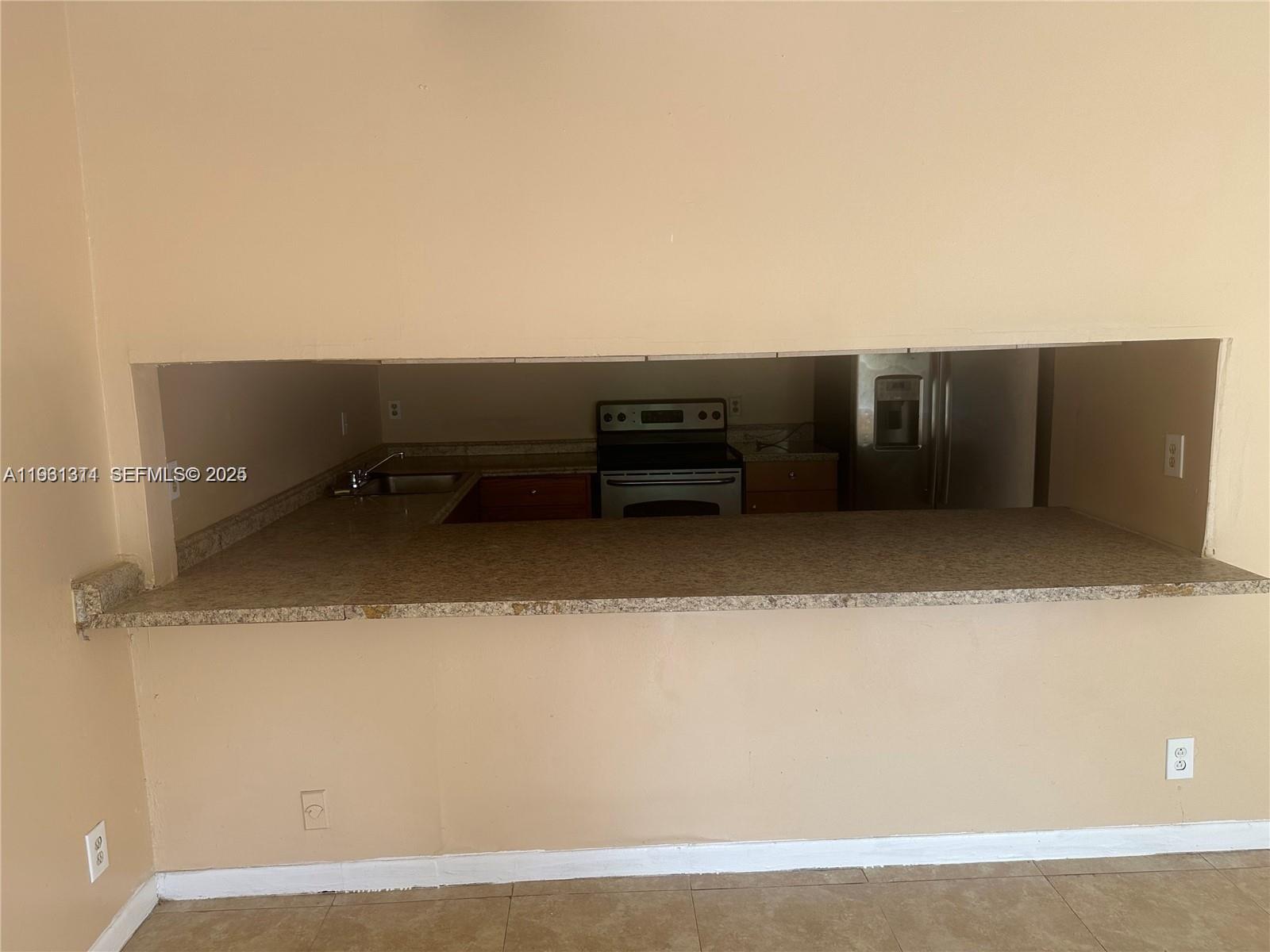 DENNIS DEV TOWNHOUSES - Residential Lease