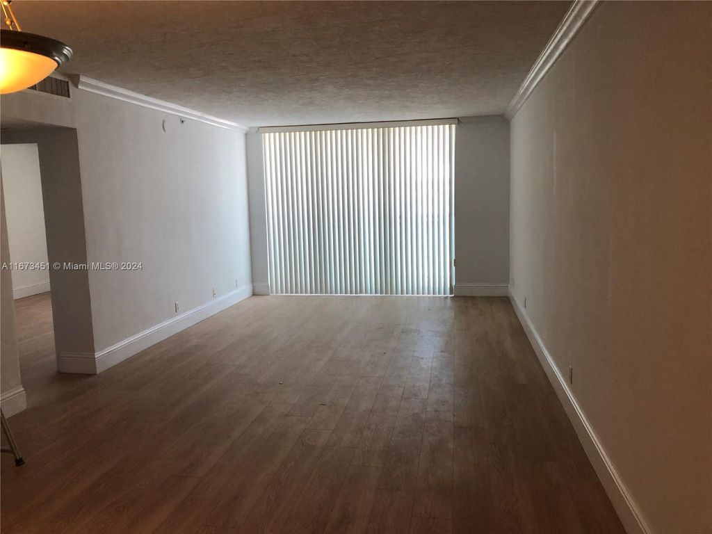 Photo of 3000 S Ocean Dr #1514, Hollywood, FL 33019 (MLS # A11673451)