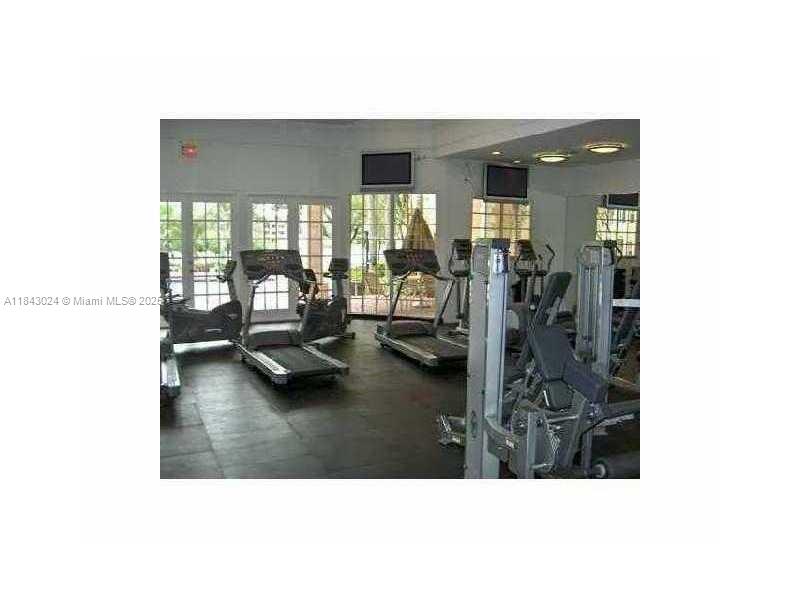 LAKEVIEW CLUB CONDO - Residential Lease