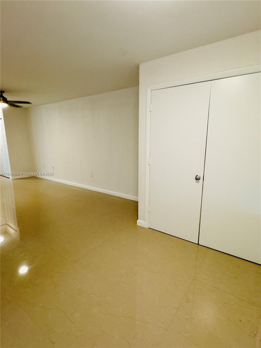 LAKEVIEW CLUB CONDO - Residential Lease